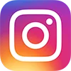 Instagram-Logo auf buntem Farbverlaufshintergrund, ikonisches Symbol für die beliebte soziale Medienplattform zur Foto- und Videoteilung.